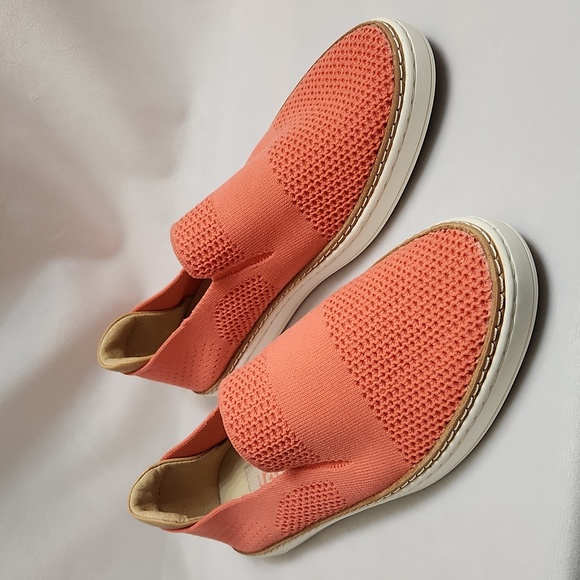 UGG Sammy Slip-on Coral Knit sneakers (w size 9) - Picture 3 of 10